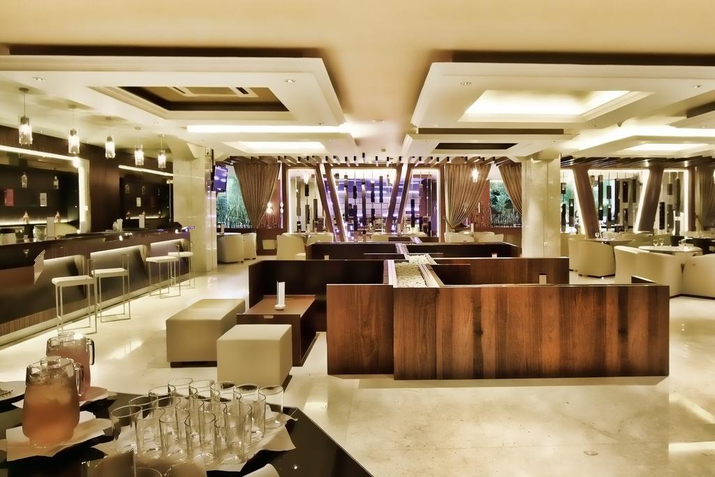 Hotel Grand Delta Medan Exteriér fotografie